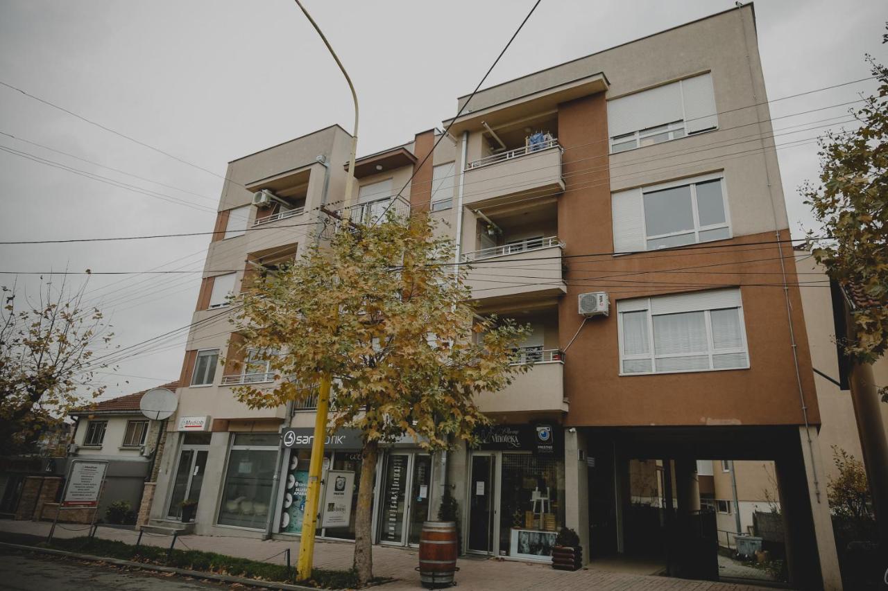 Prestige apartment Gornji Milanovac Eksteriør billede